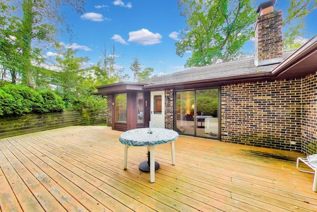 925 Tarrant DRIVE, Fontana, WI 53125
