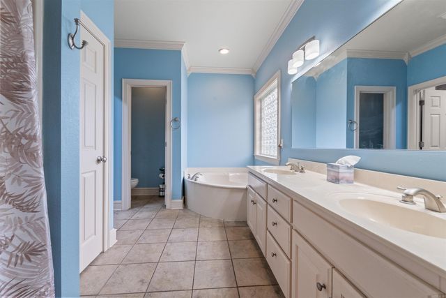 108 Bouriese Circle, Maumelle, AR 72113