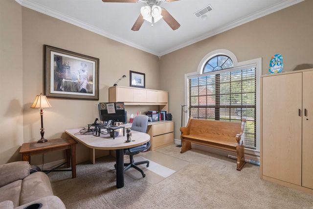 108 Bouriese Circle, Maumelle, AR 72113