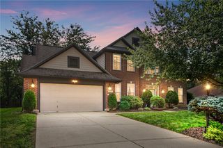 210 Sycamore Springs Drive, Springboro, OH 45066