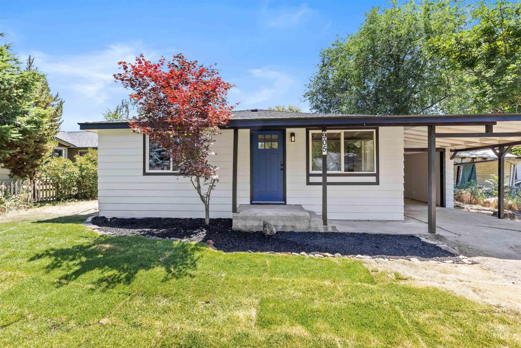 905 E 2nd St, Emmett, ID 83617