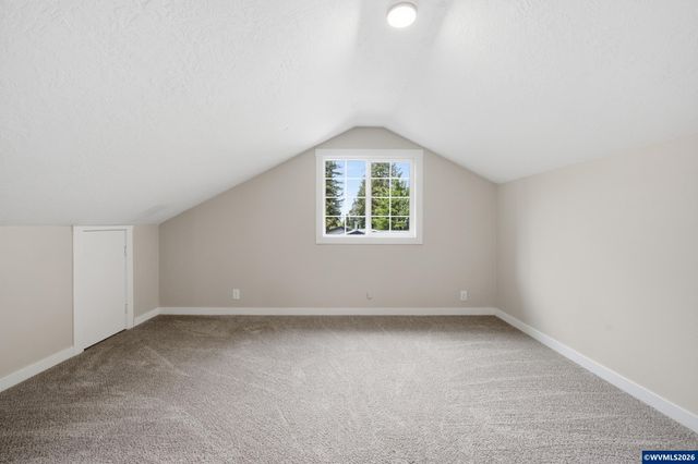 4986 Chan St S, Salem, OR 97306