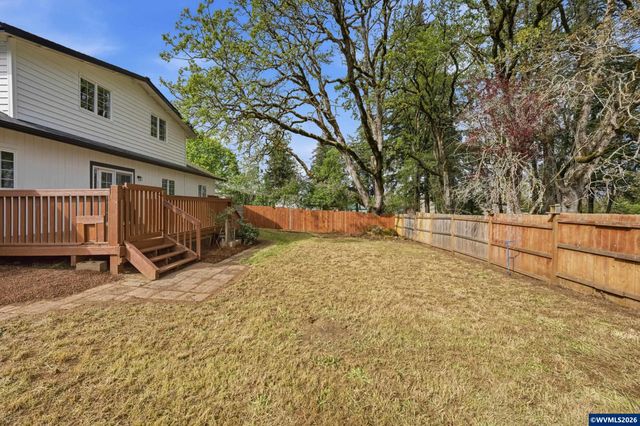 4986 Chan St S, Salem, OR 97306