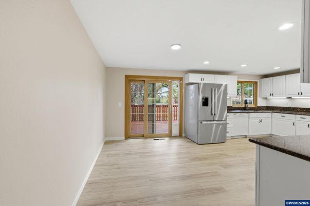 4986 Chan St S, Salem, OR 97306
