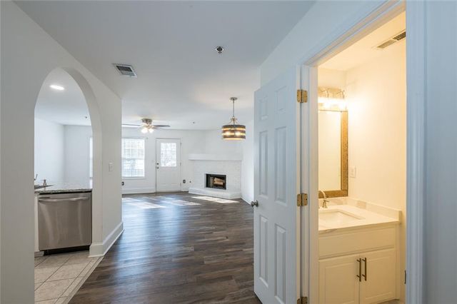 215 Morris Lane, Woodstock, GA 30188