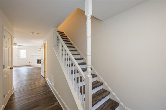 215 Morris Lane, Woodstock, GA 30188