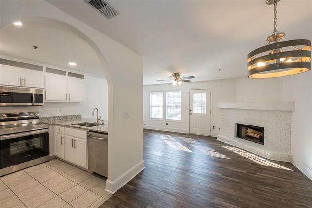 215 Morris Lane, Woodstock, GA 30188