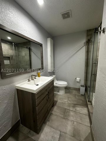 13290 NW 7th St, Plantation, FL 33325