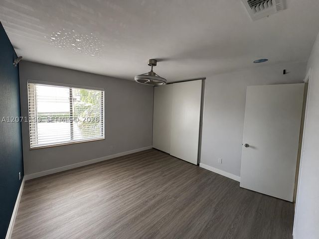 13290 NW 7th St, Plantation, FL 33325