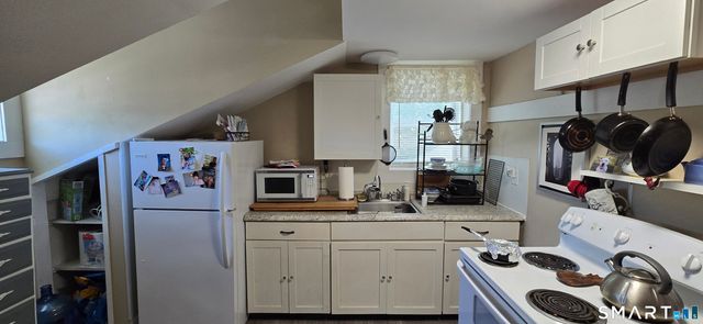 202 Broadway, Norwich, CT 06360