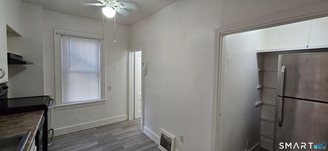 202 Broadway, Norwich, CT 06360