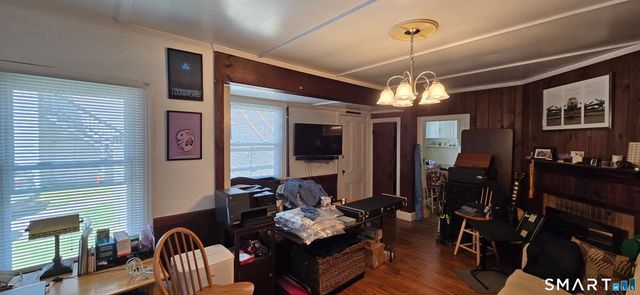 202 Broadway, Norwich, CT 06360