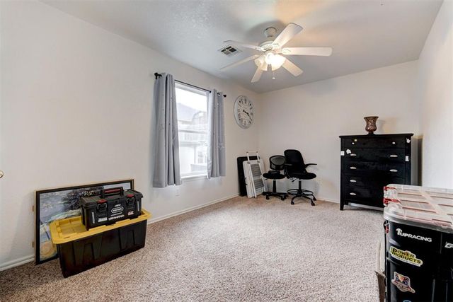 4925 Trever Drive, Yukon, OK 73099