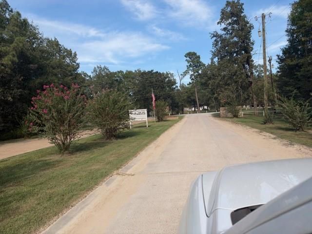 000 Wood Forest, Livingston, TX 77351