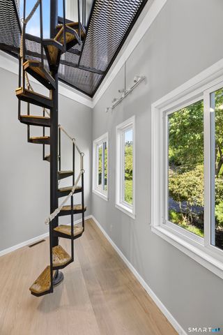 30 Wilbur Hill Lane, Stonington, CT 06378