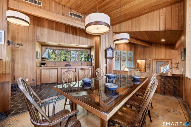 30 Wilbur Hill Lane, Stonington, CT 06378