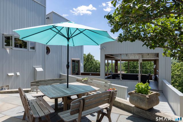 30 Wilbur Hill Lane, Stonington, CT 06378