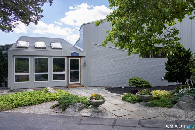 30 Wilbur Hill Lane, Stonington, CT 06378