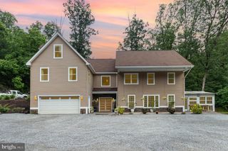 3789 SPRING RD, Carlisle, PA 17013