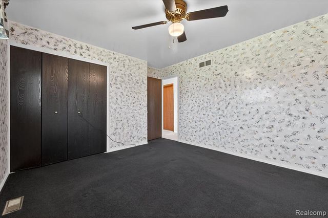 23712 Cedar Ridge Drive, Romulus, MI 48174