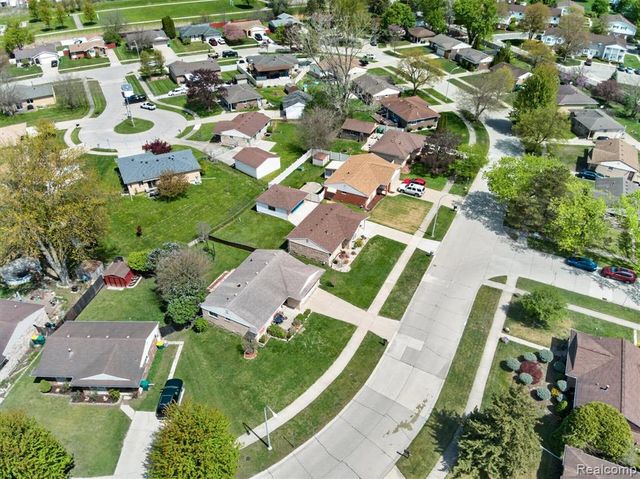 23712 Cedar Ridge Drive, Romulus, MI 48174