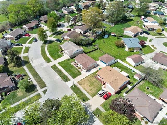 23712 Cedar Ridge Drive, Romulus, MI 48174