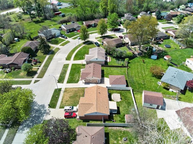 23712 Cedar Ridge Drive, Romulus, MI 48174