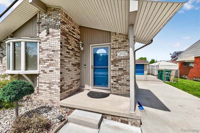 23712 Cedar Ridge Drive, Romulus, MI 48174