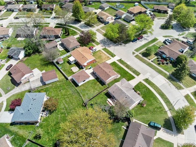 23712 Cedar Ridge Drive, Romulus, MI 48174