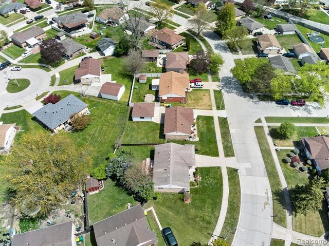 23712 Cedar Ridge Drive, Romulus, MI 48174