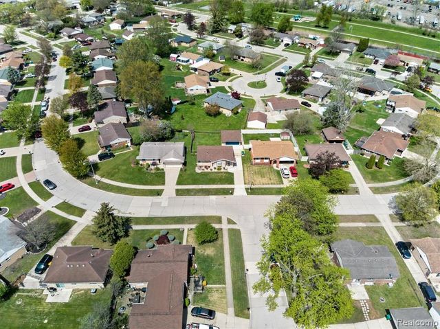23712 Cedar Ridge Drive, Romulus, MI 48174