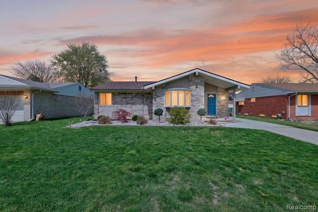 23712 Cedar Ridge Drive, Romulus, MI 48174