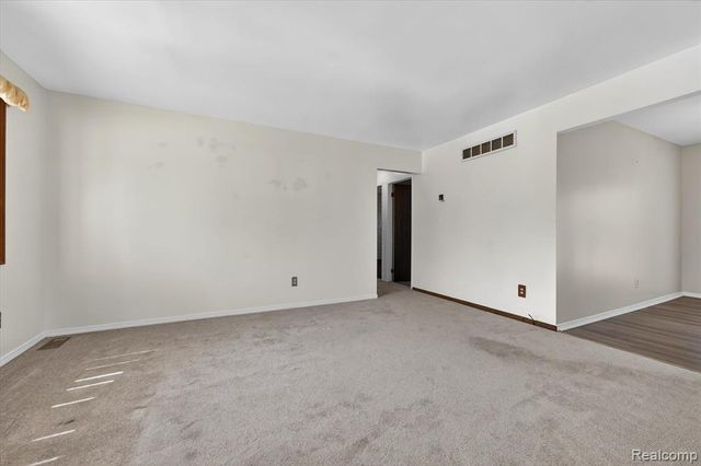 23712 Cedar Ridge Drive, Romulus, MI 48174