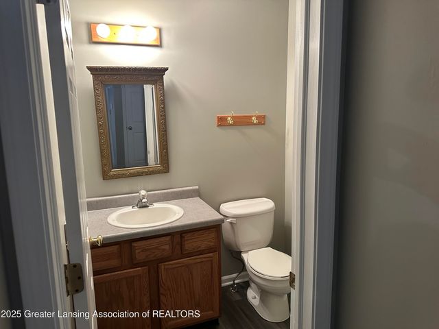 1150 Porter Drive, Charlotte, MI 48813