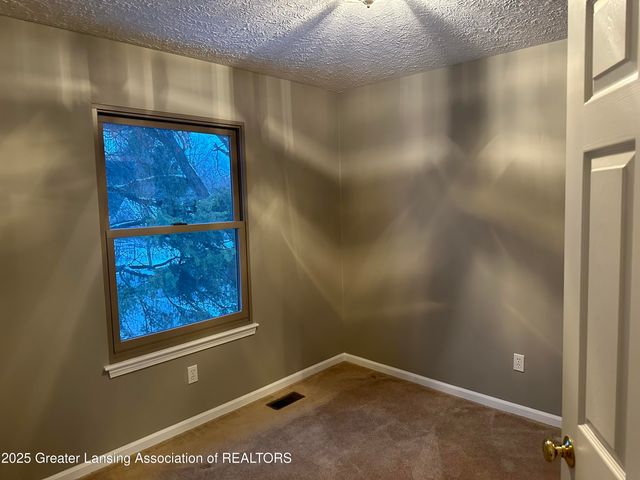 1150 Porter Drive, Charlotte, MI 48813