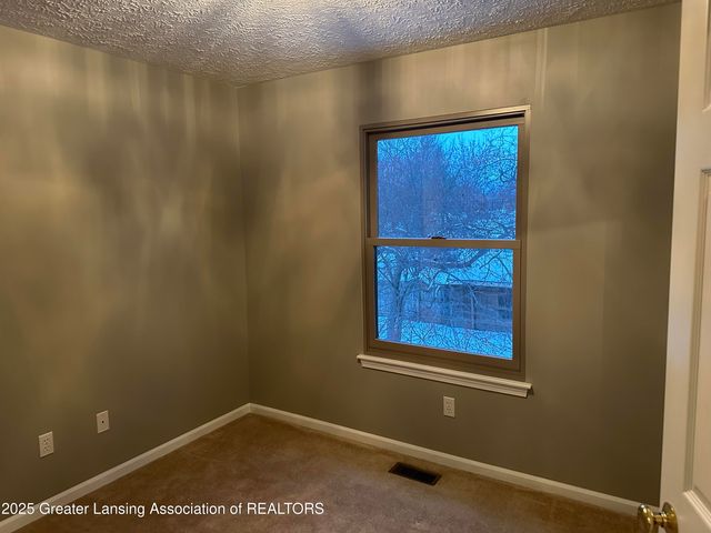 1150 Porter Drive, Charlotte, MI 48813