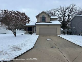 1150 Porter Drive, Charlotte, MI 48813