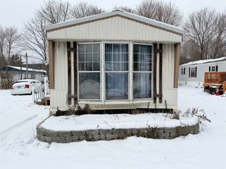 56 Daniels Drive, Enfield, NH 03748