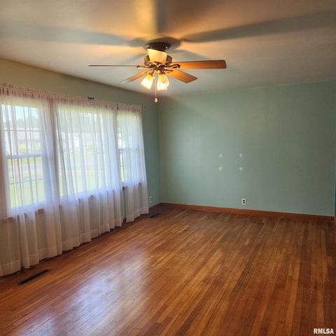 720 BIRCHWOOD Avenue, Flora, IL 62839