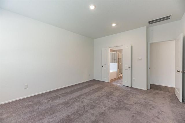 6016 Heritage Creek Lane, Conroe, TX 77304