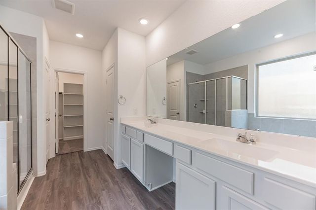 6016 Heritage Creek Lane, Conroe, TX 77304