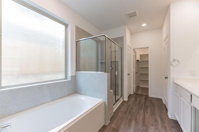 6016 Heritage Creek Lane, Conroe, TX 77304