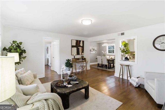 3660 Peachtree Road NE H3, Atlanta, GA 30319