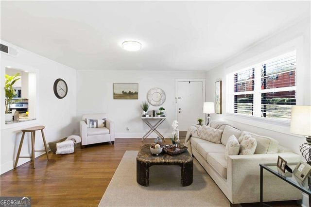 3660 Peachtree Road NE H3, Atlanta, GA 30319