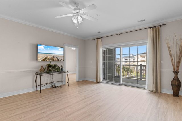 4895 Luster Leaf Cir Apt 303, Myrtle Beach, SC 29577