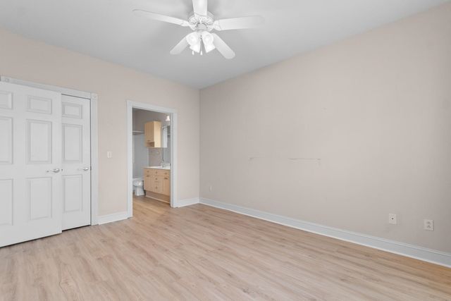 4895 Luster Leaf Cir Apt 303, Myrtle Beach, SC 29577