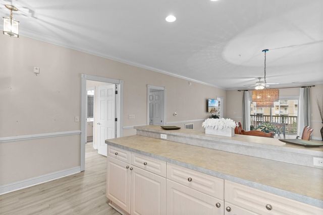 4895 Luster Leaf Cir Apt 303, Myrtle Beach, SC 29577