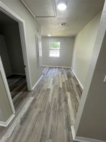 4004 SE 25th Street, Oklahoma City, OK 73115