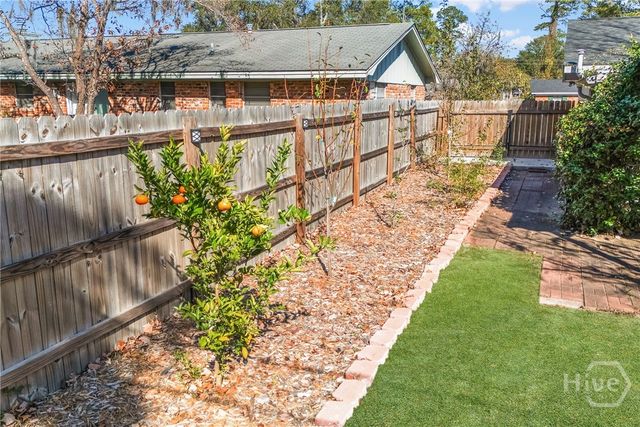 5 Port Royal Drive, Savannah, GA 31410