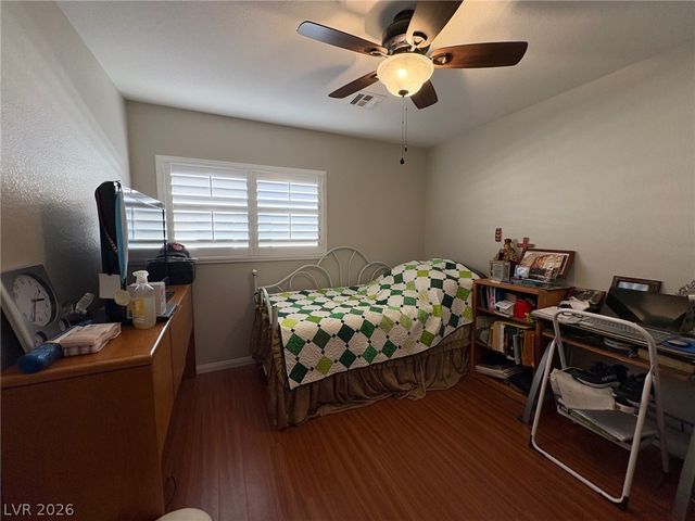 143 Country Greens Avenue, Las Vegas, NV 89148